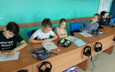 Innowacyjna-edukacja-SP-Byslaw-zajecia-z-j.-angielskiego-2