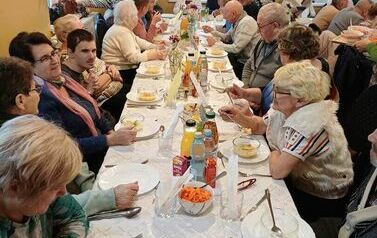 Seniorzy smakują zupy
