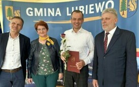 Wręczenie zaświadczeń o wyborze  16