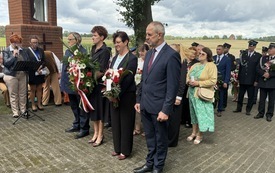 Galeria aktualności W Klonowie uczczono 87. rocznicę wybuchu II wojny światowej 37