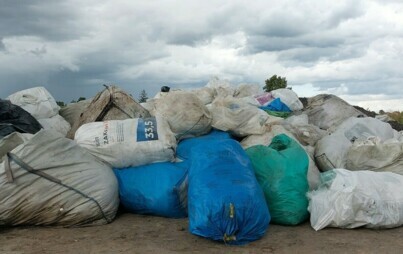 Zdjęcie do KURENDA - Usuwanie folii rolniczej i innych odpad&oacute;w pochodzących z działalności rolniczej